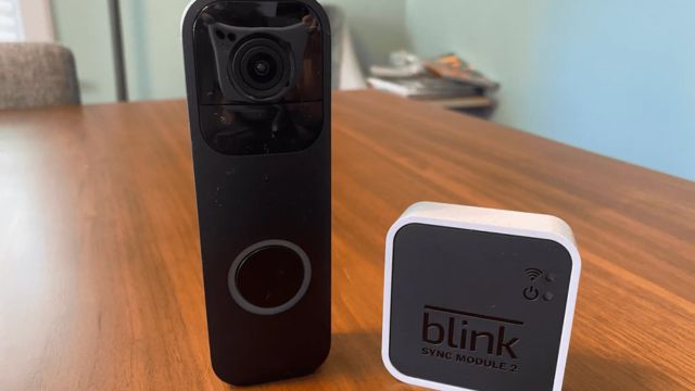 This Week’s Best Tech: AR Glasses, AI Cleaner